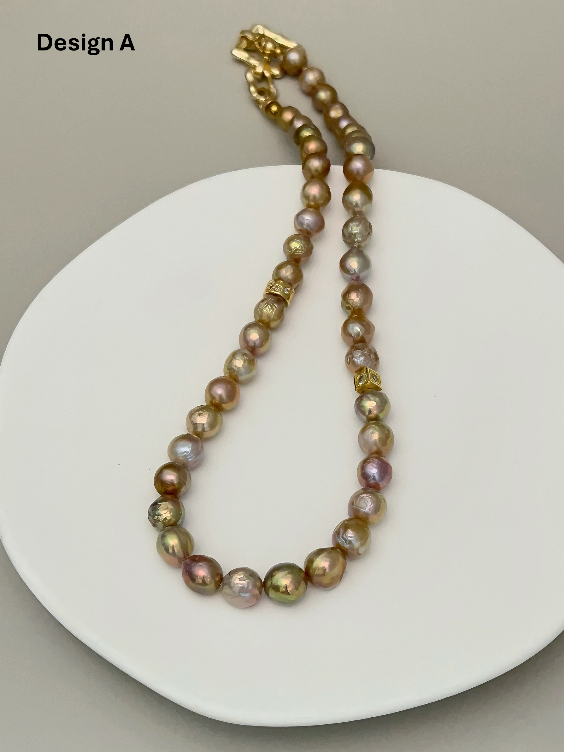 Avocado Ripple Pearl Necklace
