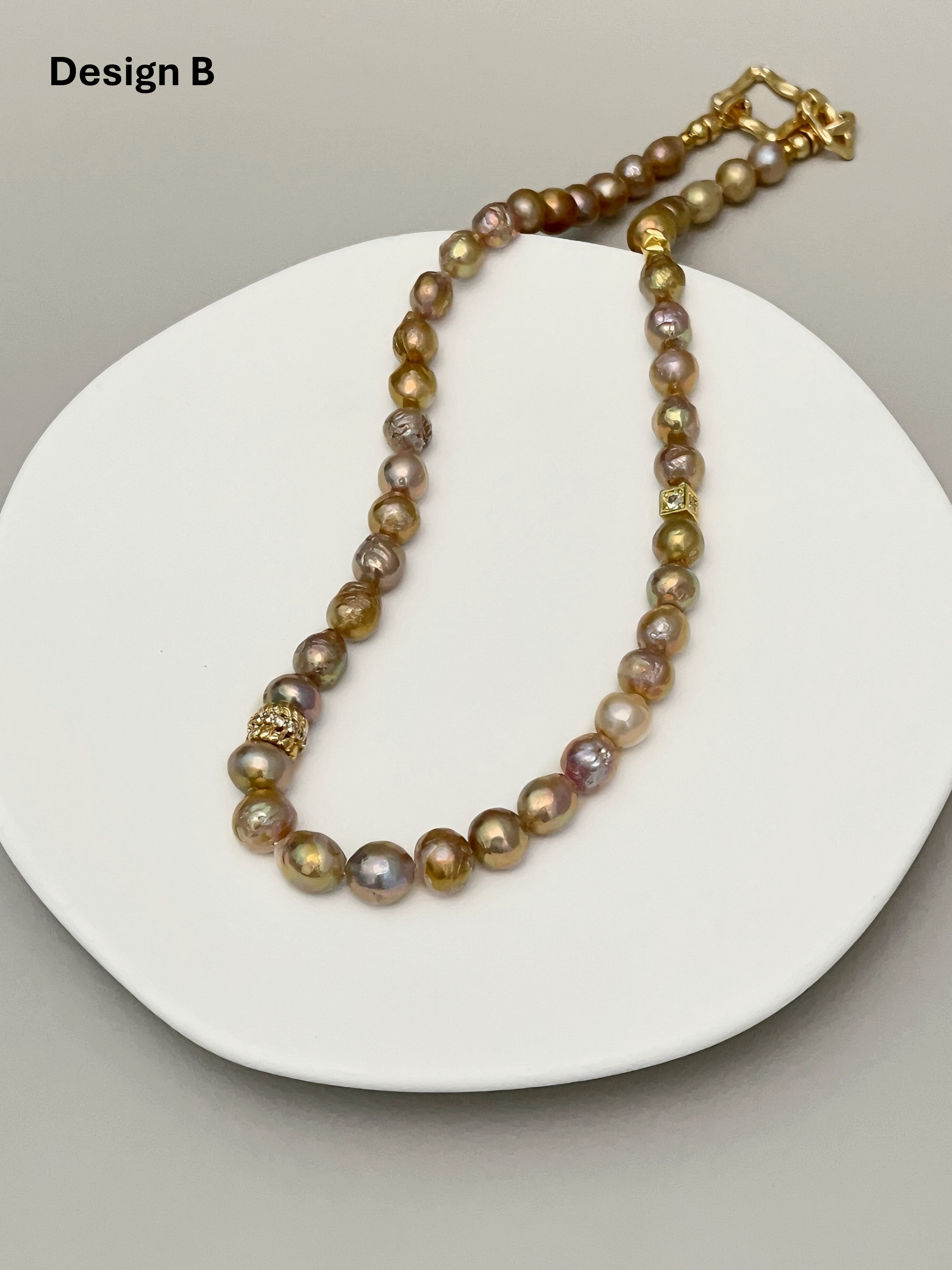 Avocado Ripple Pearl Necklace