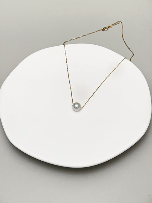 Floating Pearl Necklace