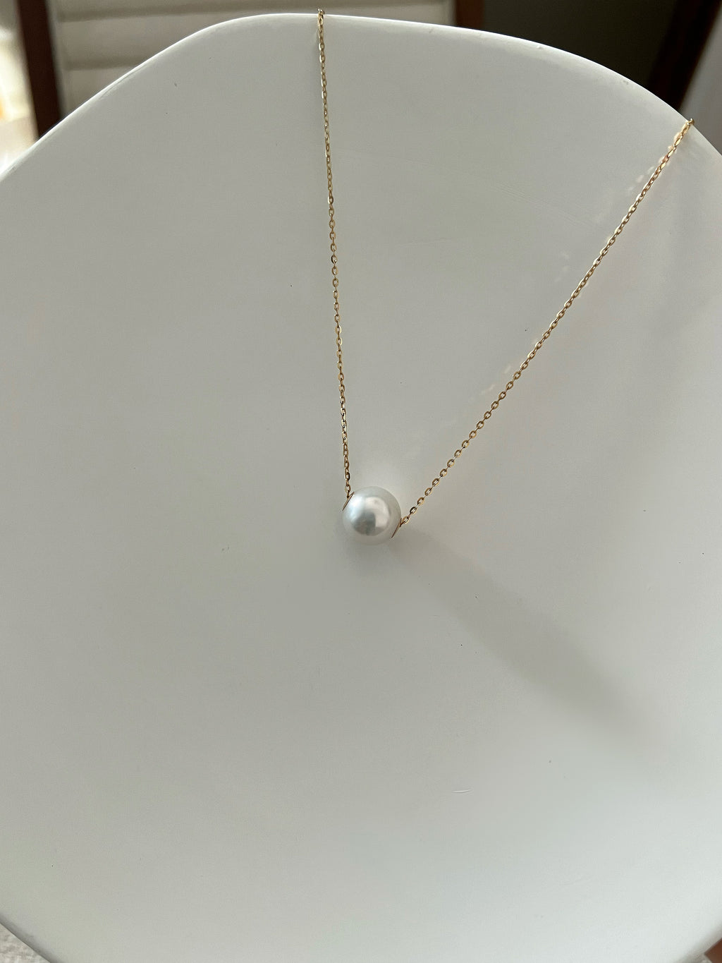 Floating Pearl Necklace